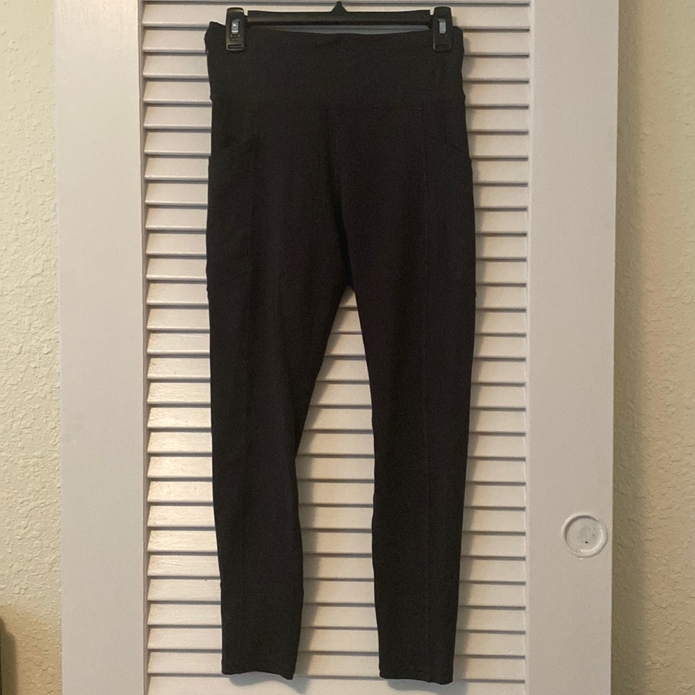 Cycle House women’s black leggings